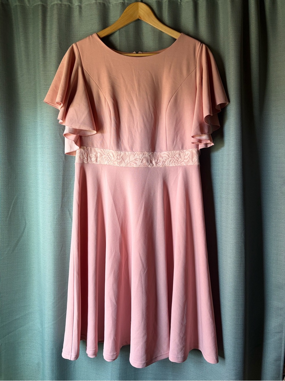 Flutter-Sleeve Midi Dress with Lace Waist in Blush Pink